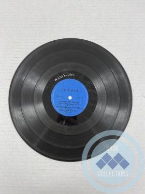 78 rpm. record: <i>Triumph (blue)</i>
