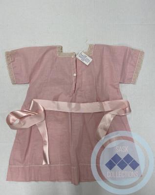 Little girl's dress - Handmade lace and smocking, made in 1914