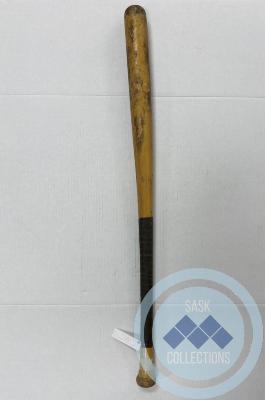 Softball bat