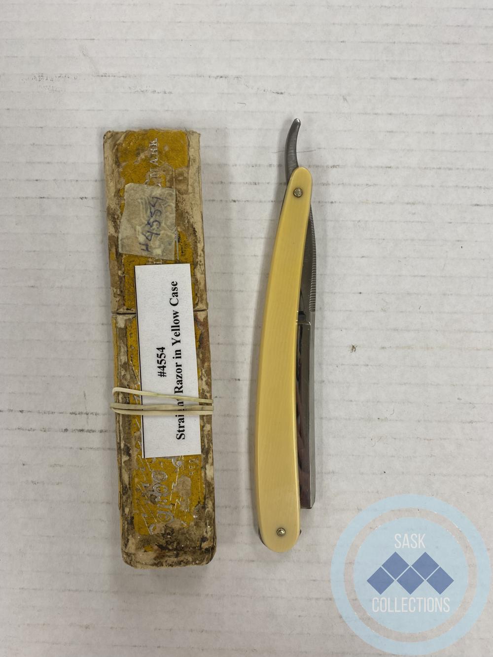 Straight Razor in Yellow Case