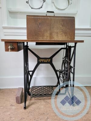 PFAFF Sewing Machine