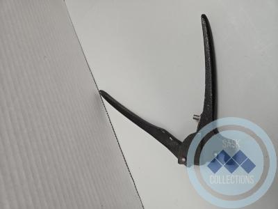 Seal Plier - Black