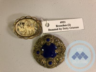 2 Brooches