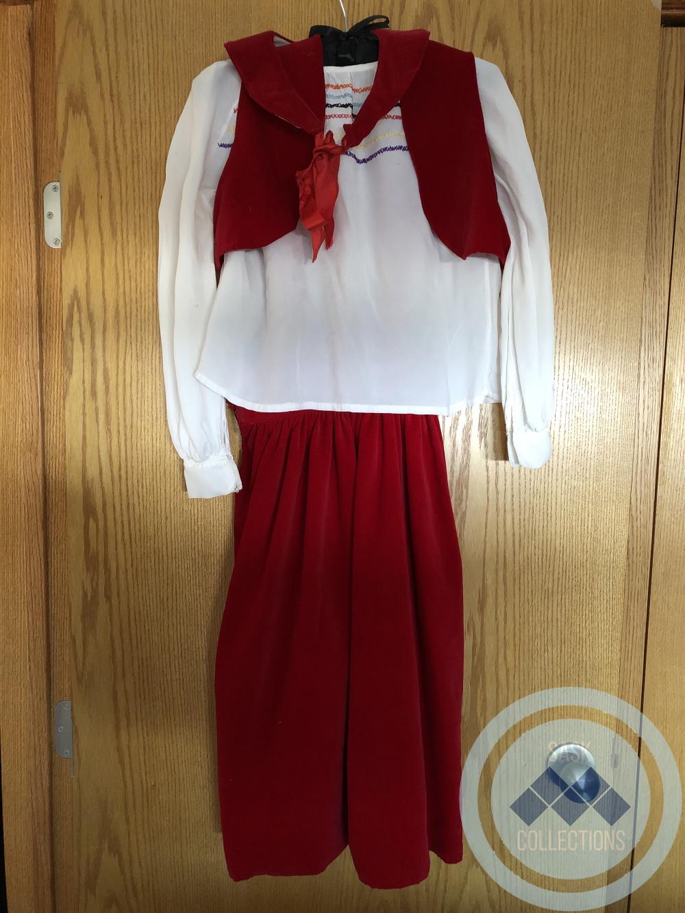 Red Collar
