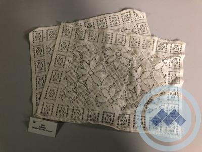 2 Doilies
