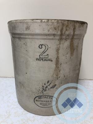 Crock - Medalta 2 gallon