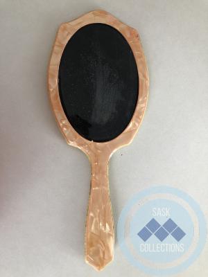 Hand Mirror - peach - Lillian Sandberg